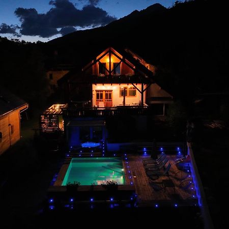 Chalet Serre Cambeou Piscine&Spa Saint-Chaffrey Exterior photo